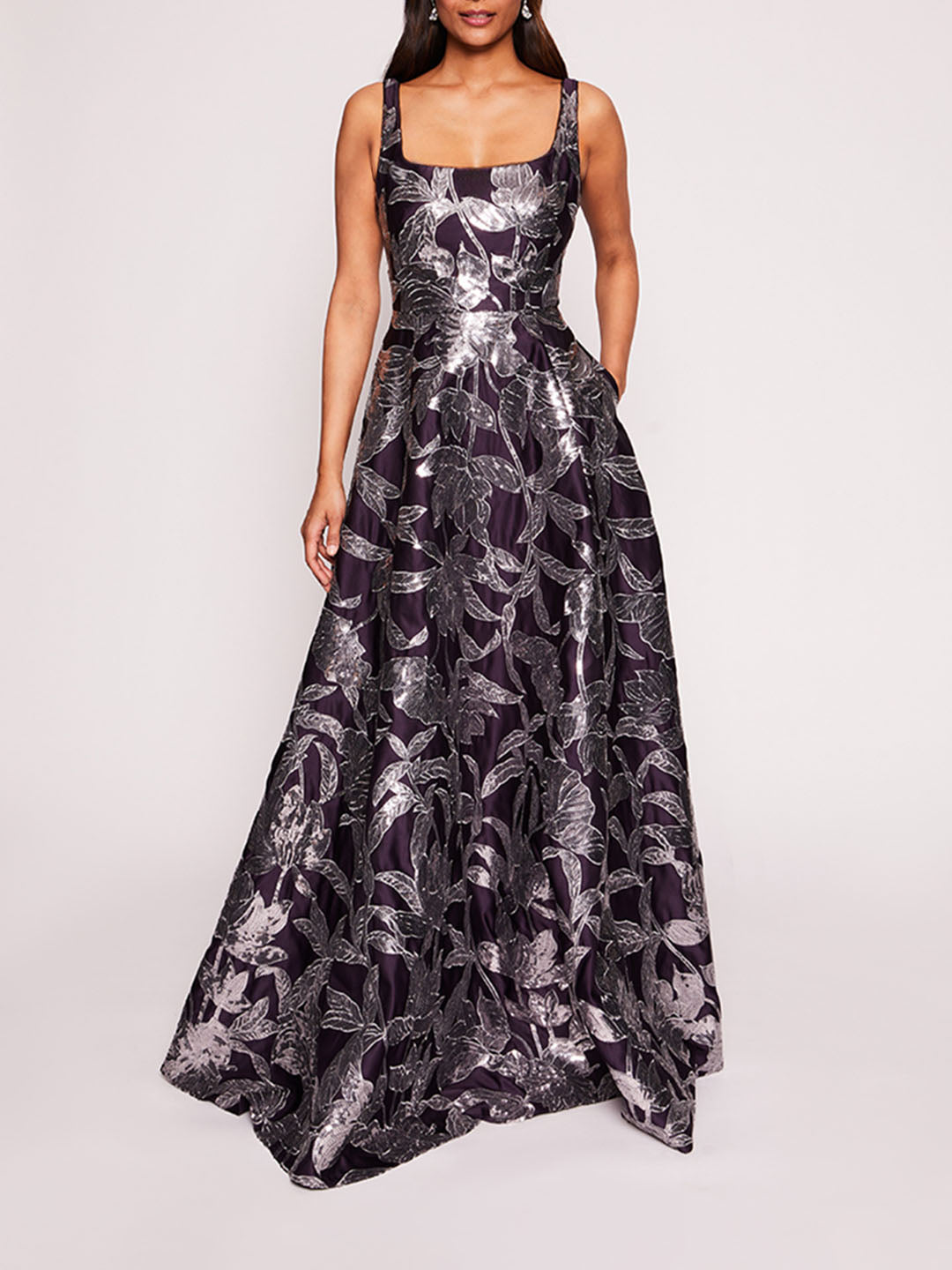 Marchesa notte silver outlet embroidered gown