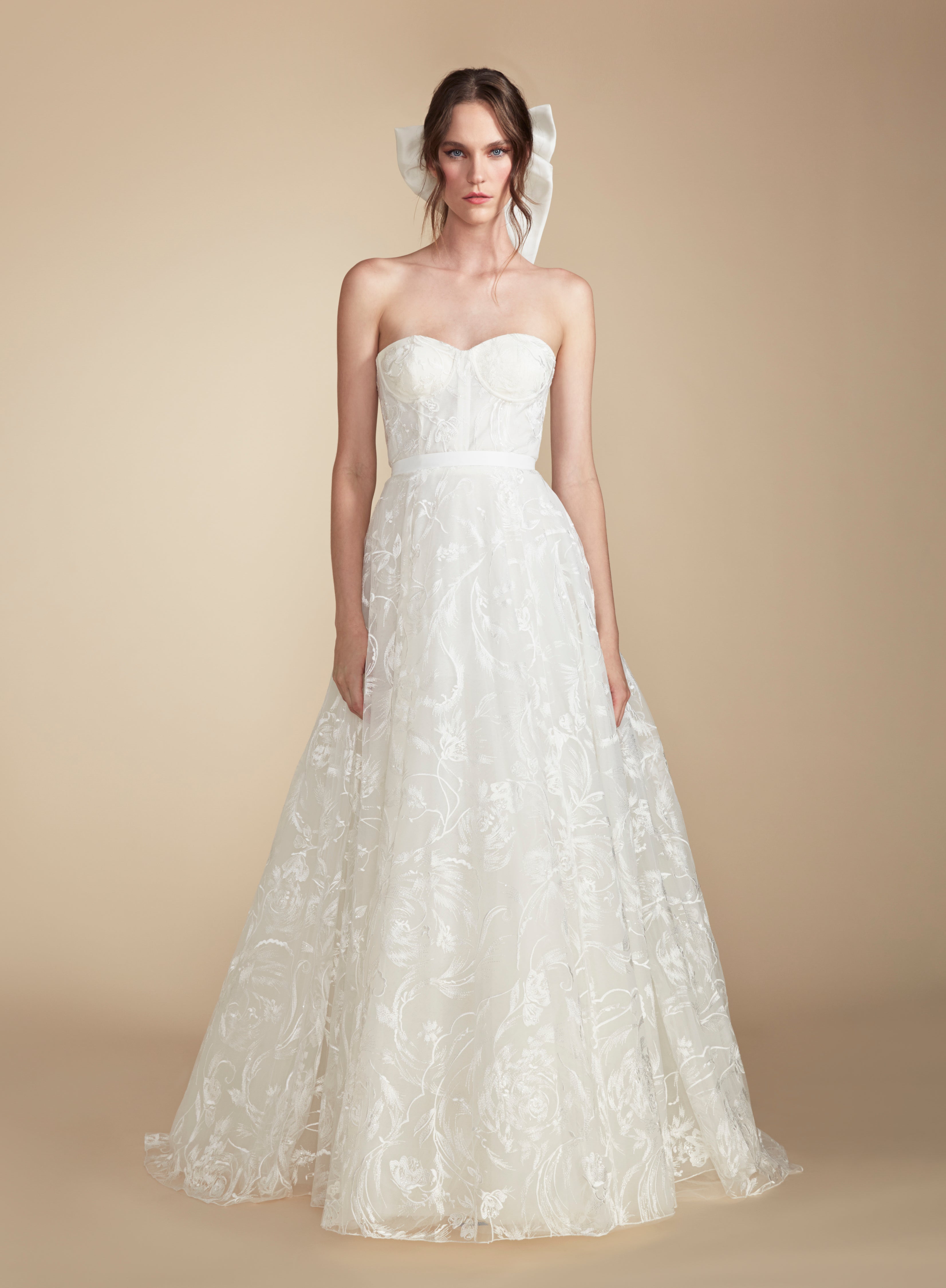 Marchesa wedding dress clearance cost